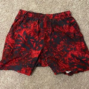 Lululemon Pace breaker 7” shorts